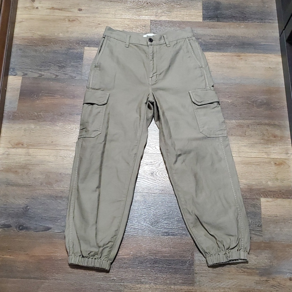 Madewell cropped cargo khaki tan pants